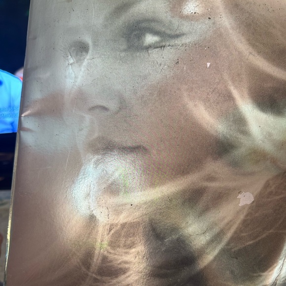 Madonna Drowned World Tour 2001 Official Concert Program Art Book - Picture 2 of 10